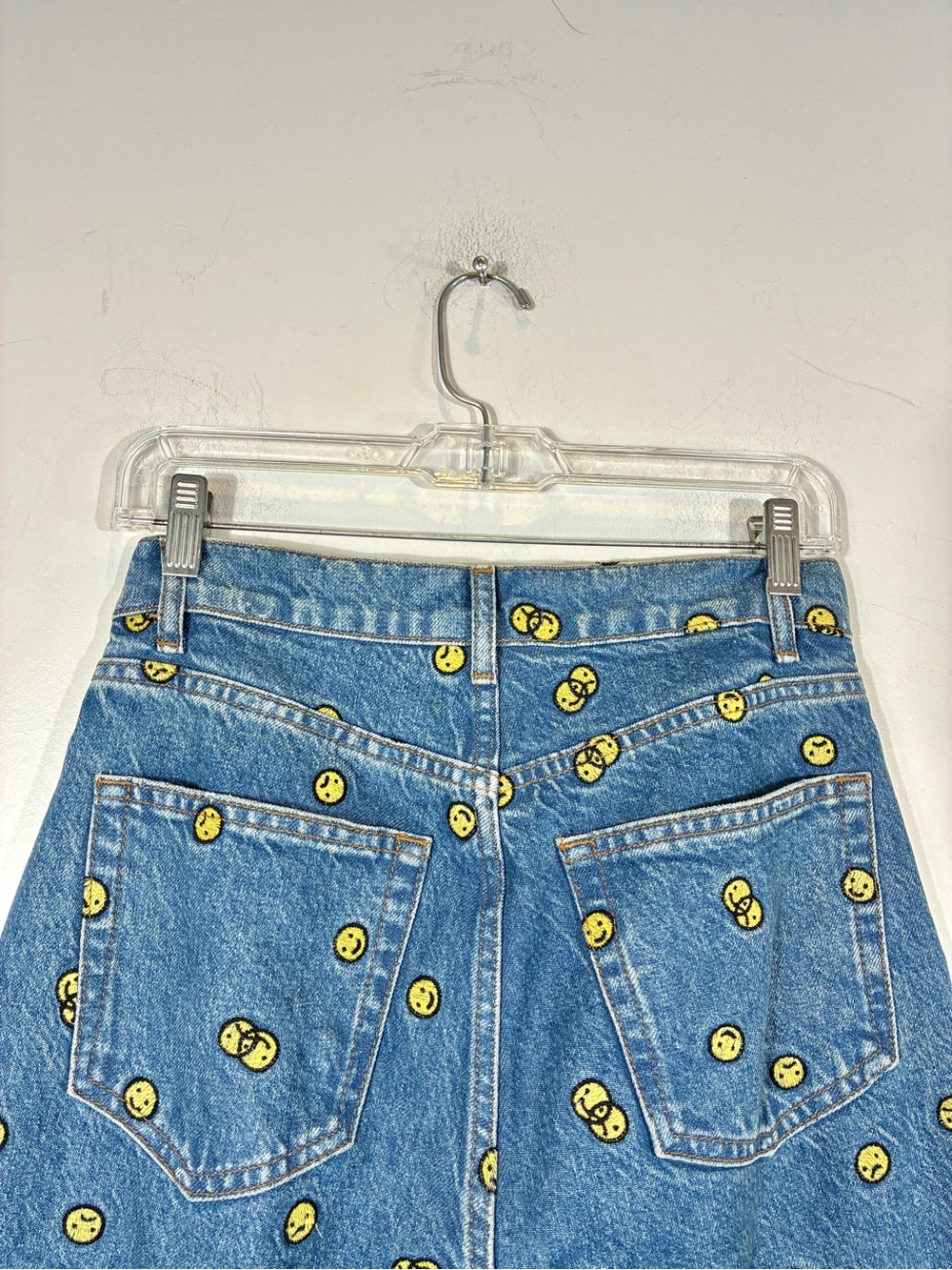 Reformation Mixed Emotions High Rise Straight Jeans Smiley Face Size 4 - Picture 7 of 9